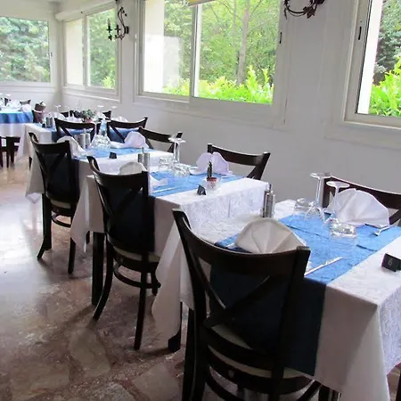 Restaurant Le Lachens Hotel 3*